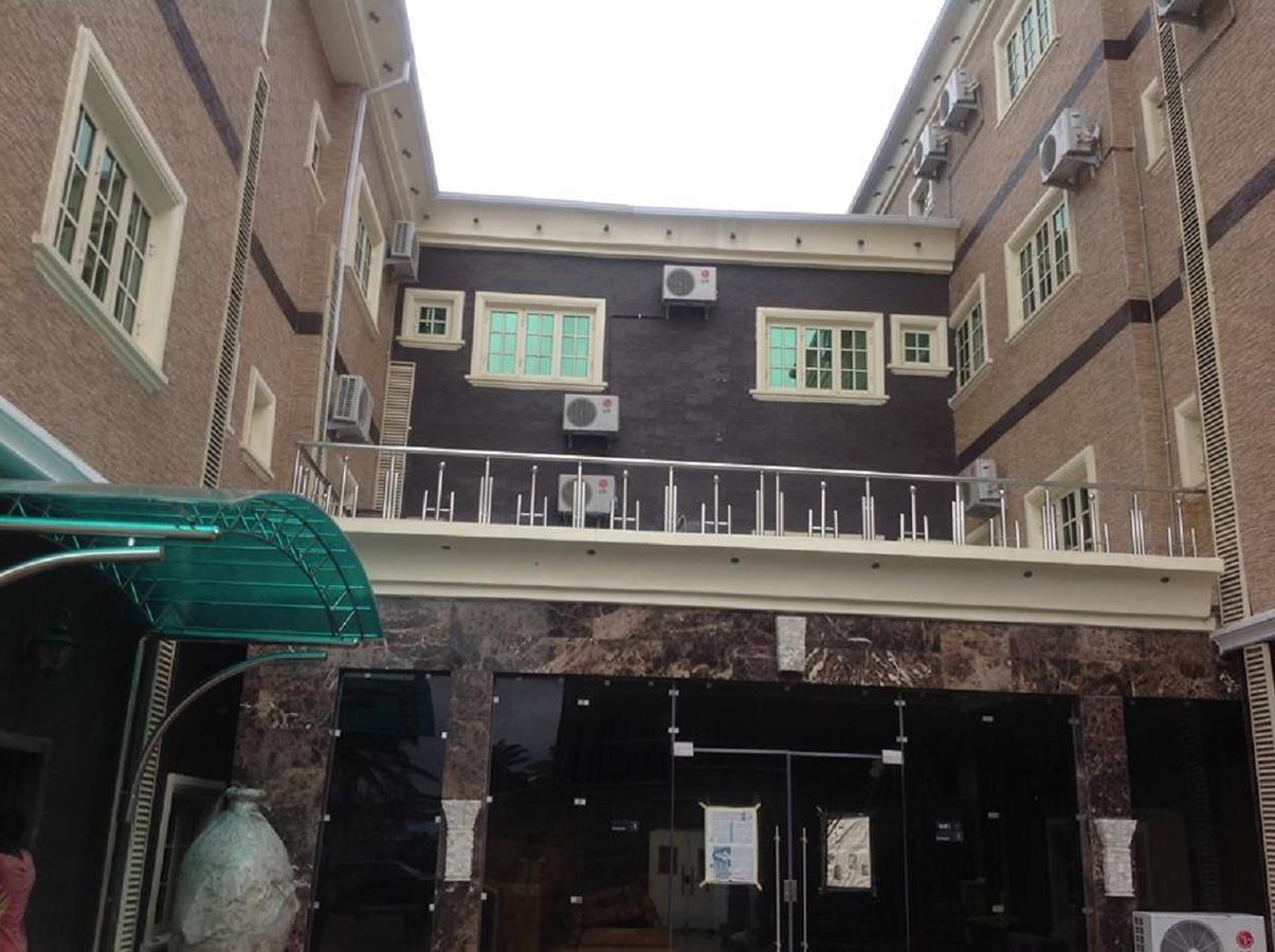 Eterno Hotel Benin City Extérieur photo